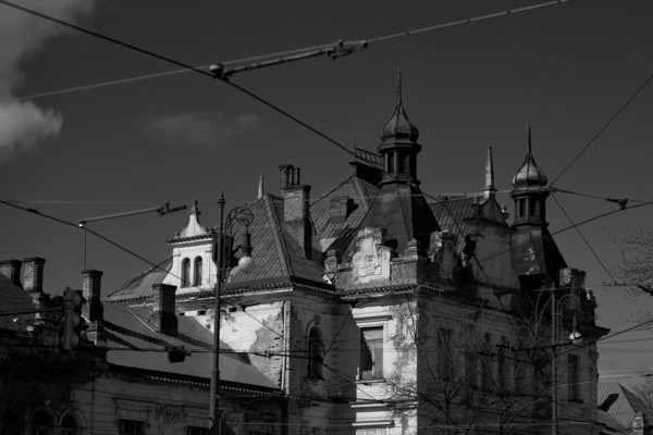 Ostuda
